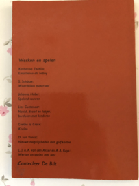 VERKOCHT | Boeken | Kralen | Cantecleer | Draad en kralen - Grethe La Croix - 1969