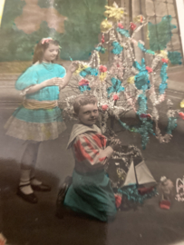 Kerstkaarten | Kinderen | Joyeux Noël - Broer en zus bij de kerstboom en bootje