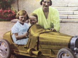 Ansichtkaart | België | Moeder en kind | Verzamelkaarten - prentjes - kaarten Côte d'OR | Serie Reine Astrid 1932 avec  Prinsesse Josephine-Charlotte