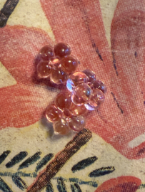 Roze | Kunststof kralen | 1 mm - 15 x roze transparante bloemen