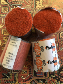 Tapijtwol | Parley - 456 - Oranje | Pakje  zuiver scheerwol Teppichwolle - Carpetwool -  IRAN - Made in Holland ca. 1960