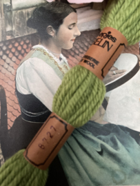 * 8727 GROEN - GRAS MIDDEN - Scheepjes borduurwol, tapisserie/gobelin of punch needle wol - kleurnummer 8727