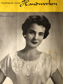 VERKOCHT | Ariadne: maandblad voor handwerken | 1956 nr. 112 - april - mei 10e jaargang - met werkblad ZOMER
