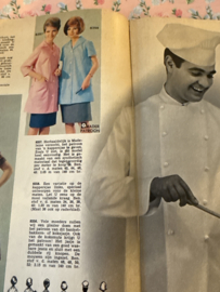 Madeleine: mode en patronenblad van Margriet | 1964, nr. 01 januari - gratis raderblad - 89 knippatronen: heren jasblazer - wollen jurk -  schorten - blouse - kinderjas