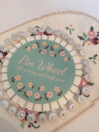 Pin Wheel Daisy with gorgous white pins