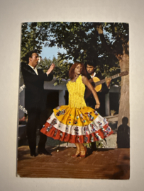 Geborduurde souvenir kaarten | Spanje | Geel | Geborduurde kaart flamenco dansers met geel, wit, rood en glitter rokje