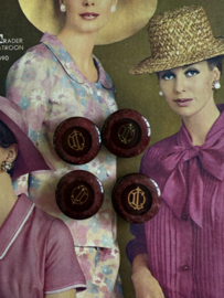 Ø 21 mm | Knopen | Paars | Aubergine gemêleerde vintage knopen met goudaccent letters CD
