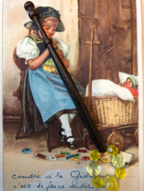 VERKOCHT  | Mahoniehout kantklosje met kralen | Lace Bobbin Turned Treen Beads Spangles Pillow Lace Mid Victorian | 1850-1870