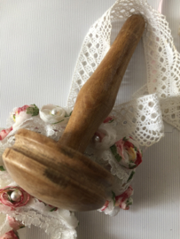 VERKOCHT | Naaigerei | Lieve glanzende houten stoppaddenstoel Edwardian ca. 1900 - Engeland