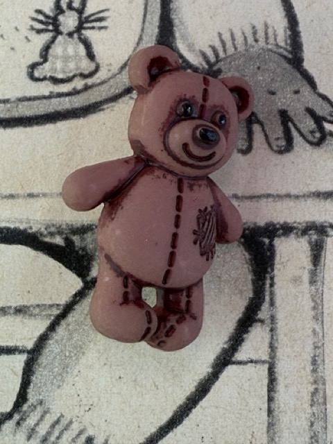 Ø 20 mm - 2 cm | Knopen | Bruin | Dress it Up - Stuffed with love knoopje 'beertje"