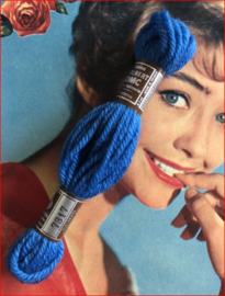 * 7317 Borduurwol BLAUW helder donker  | Bruin label - Colbert DMC Tapestry wool
