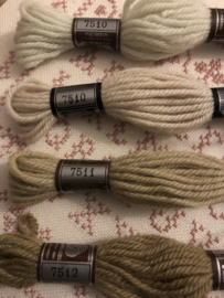 Borduurwol | 7510 F - 7510 - 7511 - 7512 | Colbert DMC Tapestry wool - Geeltinten