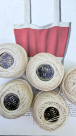 DMC | Ecru naturel - haakkatoen Art. 151 - no. 15 -  20 gram - 126 m