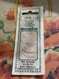 1910 L12: Ecru Silk Madeira Art. 018 100% pure zijde - 5 meter - 4 draads