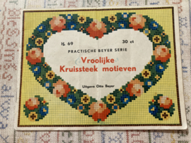 Boeken | Kruissteken | Practische Beyer serie: Vroolijke Kruissteek motieven H 69