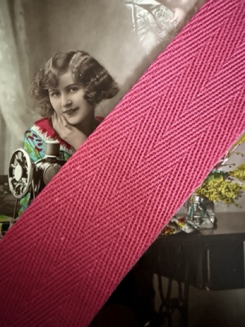 Tresband | Roze | 03.3 cm - 33 mm breed | Zacht tussenband/tassenband