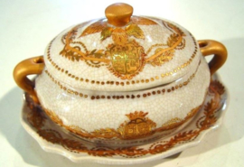 Prachtig camee suikerpotje | bonbonschaaltje met schotel & deksel | gouden decoratie en cracelé aardewerk