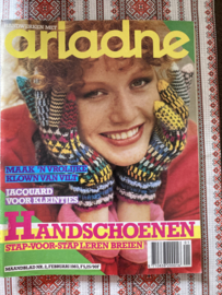Tijdschriften | Handwerken | 1983 nr. 02 februari | Ariadne: maandblad voor handwerken 'Handschoenen stap-voor stap leren'