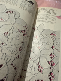 1972 | Modes & Travaux Magazine - N° 854 -  54e ANNEE FEVRIER - tapisserie