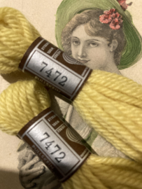 * 7472 borduurwol GEEL KERRIE LICHT Colbert DMC Laine pour tapisserie - virgin wool