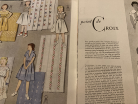 Tijdschriften | Borduren | Frankrijk | 1935 - Jeux D'Aiguilles no. 1  Revue Bimestrielle de Traveau Feminens - Smockwerk