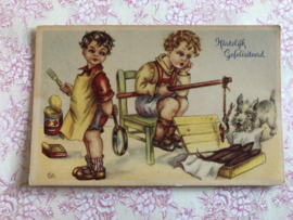 VERKOCHT | Ansichtkaart | Nederland | Jongens | Hartelijk gefeliciteerd - Vissende jongetjes
