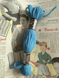 * 7813 Borduurwol BLAUW-Azuur midden lucht | Bruin label - Colbert DMC Tapestry wool