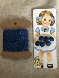 VERKOCHT | Knopen | Blauw | Knopenkaartje met 6 schattige vintage stoffen knoopjes + gratis satijnband (89 cm)