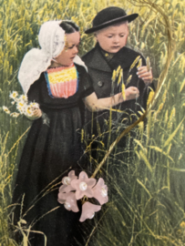 VERKOCHT | Takje van kleine roze bloemkelkjes van kraaltjes