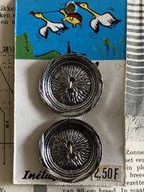 Ø 30 mm | Knopenkaarten | Zilver | IMétal vintage kaartje - ooievaars