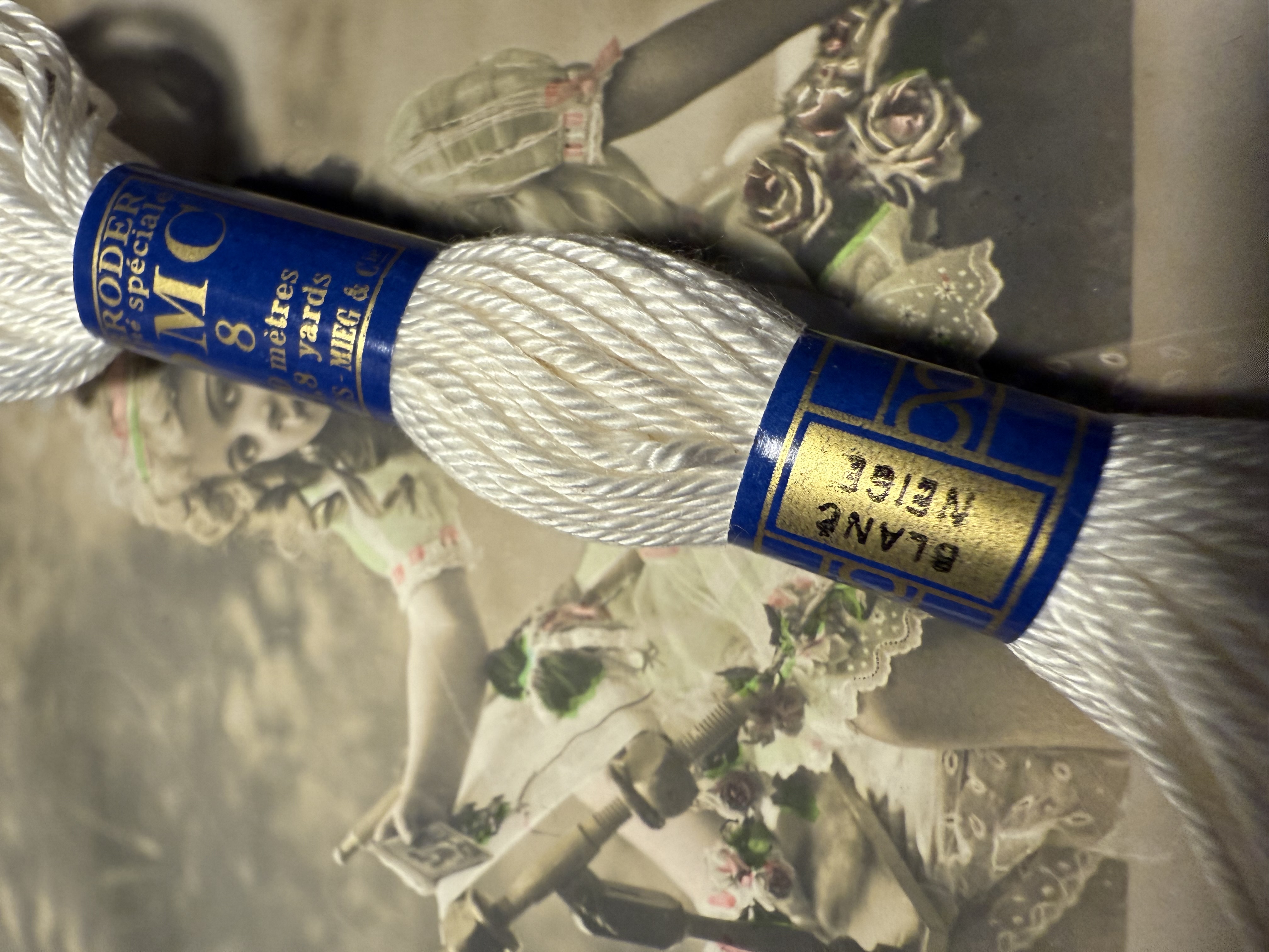 DMC Coton a broder special - art. 107 - dikte 08 | Wit | kleurnr. Blanc-neige - 16 meter