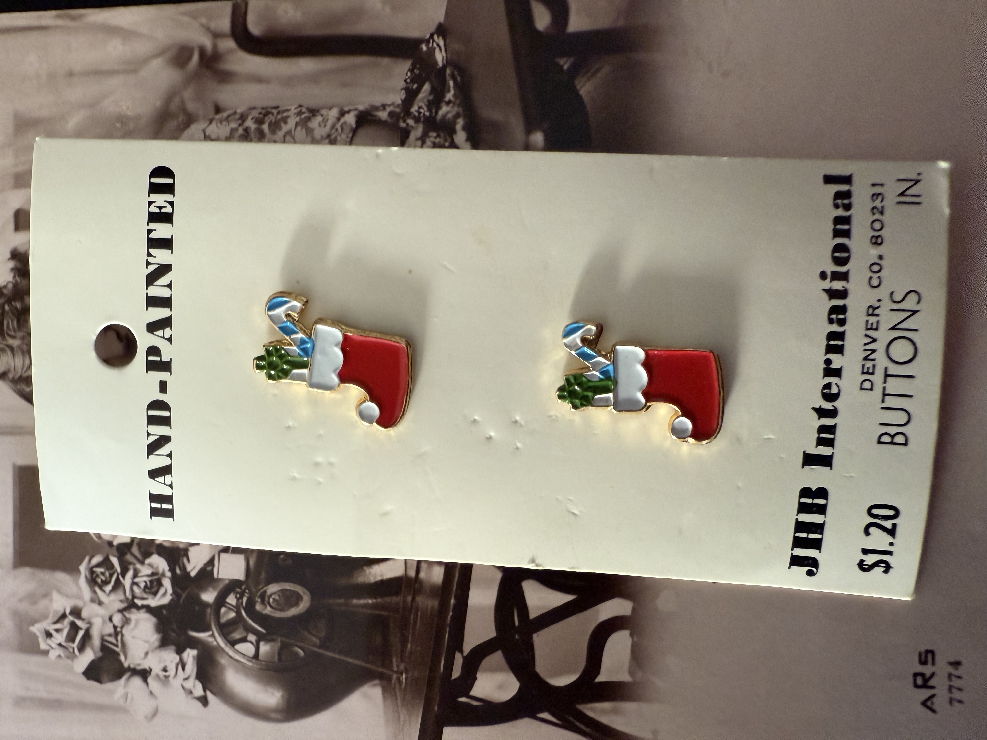Scrapbook | Ø 22 mm - 2.2 cm | Knopen | Rood | Streamline vintage gevulde kerstsok