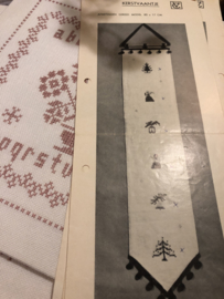 Borduurpatronen | VC | KERST | Telpatroon kerstvaantje 80 x 17 (origineel) -  jaren '60 - engeltje - dennenboom - belletje