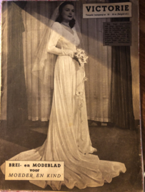 1947 | VICTORIE BREI en MODEBLAD voor MOEDER en KIND - Tweede jaargang nr. 25 - 11  October 1947