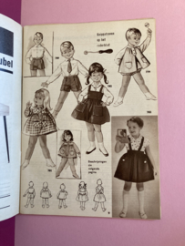 1961 | Marion naaipatronen maandblad | nr. 158 september 1961 met radarblad, mantelpakjes, jurken, kinderkleding 