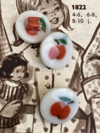 Glasknopen | Rood | Ø 12 mm - Kleine schattige vintage knoopjes wit met rode appeltjes en oogje