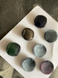 Glasknopen | Grijs | Ø 20 mm - EXQUISIT Kaartje met 7 verschillennde kleuren glasknopen in grijs, groen, lila grijs