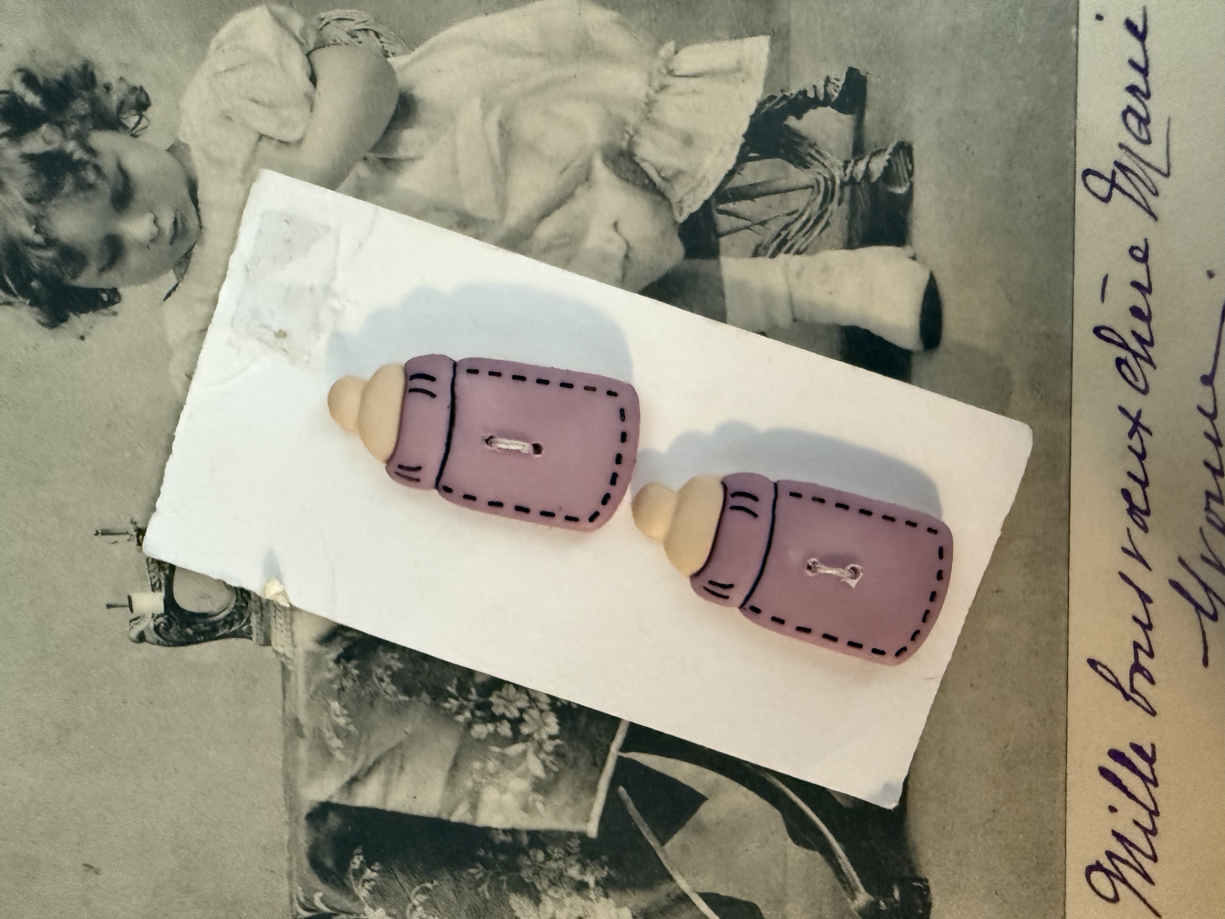 Scrapbook | 2 cm - 20 mm | Lila | Melkfles knoopjes - 2 stuks