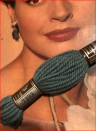 * 7293 Borduurwol BLAUW grijs/groen | Bruin label - Colbert DMC Tapestry wool