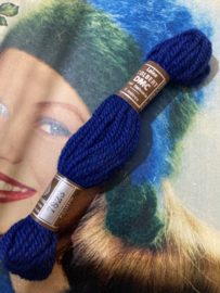 * 7823 Borduurwol BLAUW | Bruin label - Colbert DMC Tapestry wool