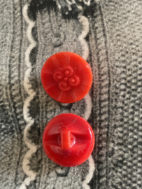 Glasknopen | Rood | Ø 13 mm | Twee stuks EXQUISIT Supreme Quality - German US-Zone-  Prachtige vintage knopen met bloemetjes (oogje)