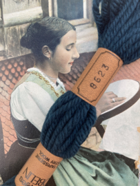 * 8623 BLAUW-PETROL DONKER/GROENE GLOED - Scheepjes borduurwol, tapisserie/gobelin of punch needle wol - kleurnummer 8623
