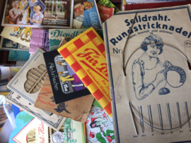 .. Blog | Duitse naaldenboekjes en naaigerei verzameling | oktober 2018