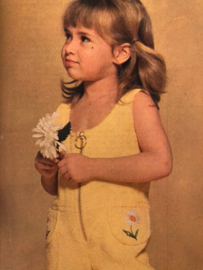 VERKOCHT | Madeleine: mode en patronenblad van Margriet 1967, nr. 4 april  - gratis radarblad