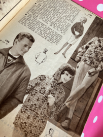 1962 | Marion naaipatronen maandblad | nr. 172 november 1962  met radarblad pyama's/ochtendjassen/jurken/kinder- en baby kleding