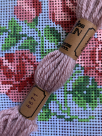 8671 - ROZE - Scheepjes borduurwol of tapisserie wol/gobelin - kleurnummer 8671