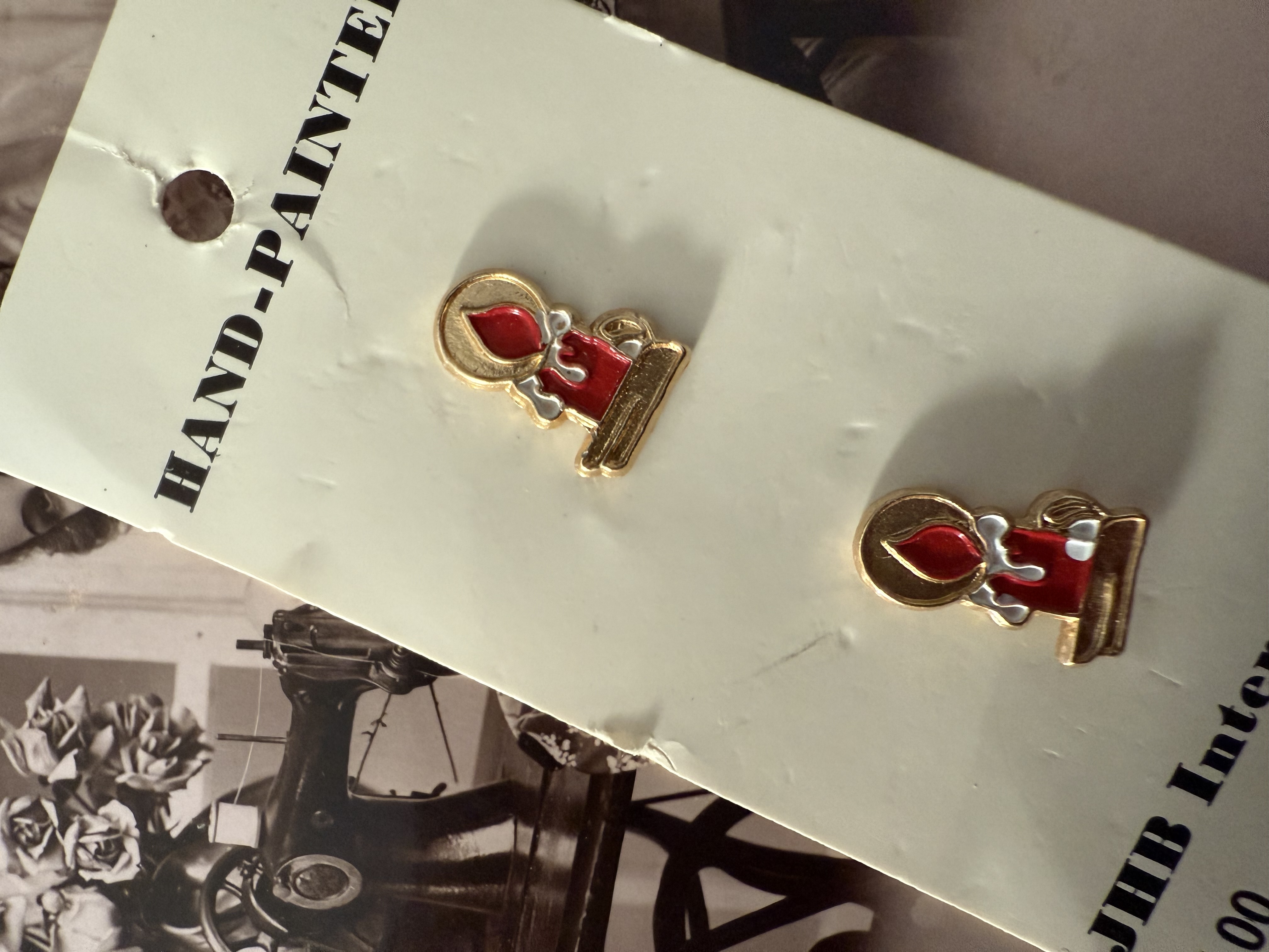 Scrapbook | Ø 22 mm - 2.2 cm | Knopen | Rood | Streamline vintage kerstkaarsje met vlam