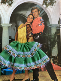 VERKOCHT | Spanje | Kaarten | GROEN -GOUD | Geborduurde fotokaart flamenco dansers met kanten rokje