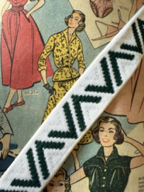 Sierband | WIT | 03 cm - 30 mm breed - Retro acryl sierband met groen V accent