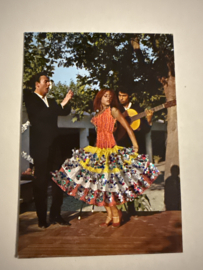 Geborduurde souvenir kaarten | Spanje | Geel | Geborduurde kaart flamenco dansers met geel, wit, rood en glitter rokje